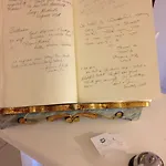 Domus Lina Πανσιόν