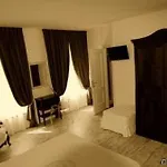 Domus Lina Φιουμιτσίνο