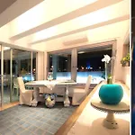 Πανσιόν Domus Lina 2*