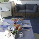 Domus Lina Πανσιόν 2*