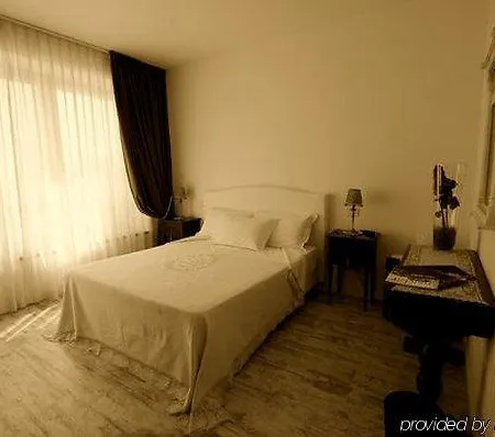 Pensjonat Domus Lina 2*